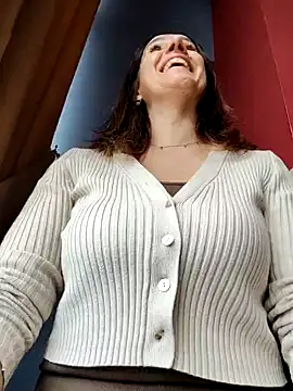 Snapshot of EvaXOAir chatting on March 22, 2025, 2:59 am EvaXOAir online show from March 22, 2025, 2:59 am