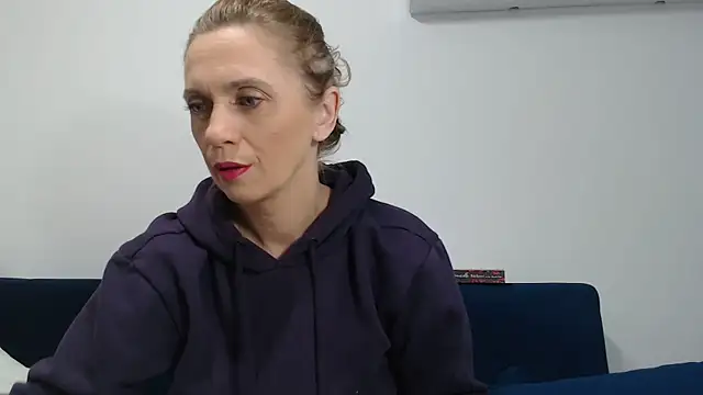 MysticCreature online show from February 8, 2026, 6:22 am