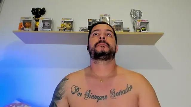 Snapshot of camilo_restrepo21 chatting on May 18, 2026, 11:31 pm camilo restrepo21 online show from May 18, 2026, 11:31 pm