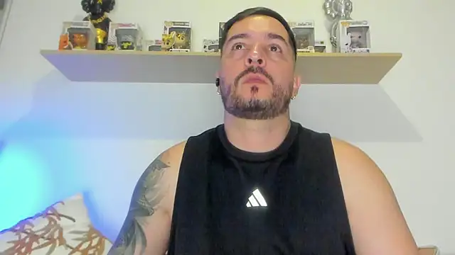 Snapshot of camilo_restrepo21 chatting on April 10, 2026, 4:19 am camilo restrepo21 online show from April 10, 2026, 4:19 am