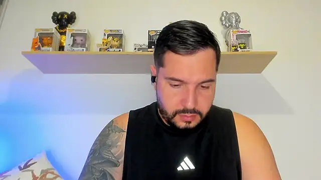 Snapshot of camilo_restrepo21 chatting on May 26, 2026, 11:36 pm camilo restrepo21 online show from May 26, 2026, 11:36 pm