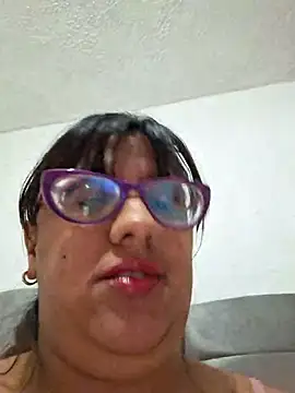 Snapshot of ZaidaWet chatting on March 20, 2025, 5:58 pm ZaidaWet online show from March 20, 2025, 5:58 pm