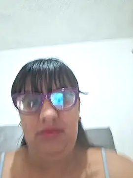 Snapshot of ZaidaWet chatting on March 21, 2025, 9:23 pm ZaidaWet online show from March 21, 2025, 9:23 pm