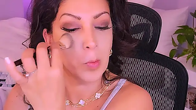 Wonderful Woman online show from February 11, 2026, 4:34 am