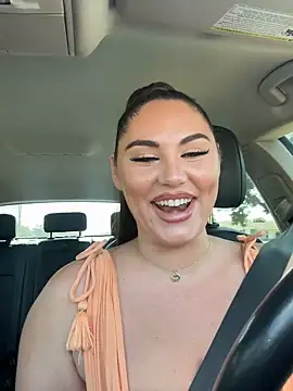 lovely beast online show from November 25, 2025, 5:57 pm