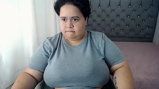 hotlesby4uxxx online show from December 11, 2024, 7:57 pm