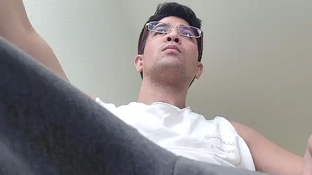 SebastianReiss online show from July 23, 2026, 6:33 am