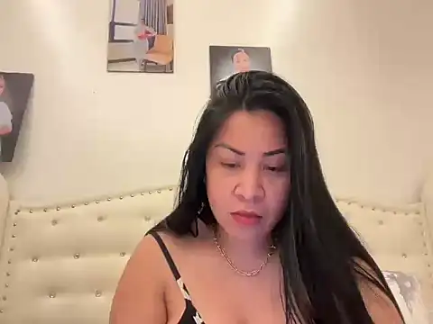 Snapshot of Tightwetholesxx chatting on February 17, 2026, 1:30 pm Tightwetholesxx online show from February 17, 2026, 1:30 pm