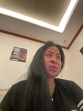 Snapshot of Tightwetholesxx chatting on February 24, 2026, 1:06 am Tightwetholesxx online show from February 24, 2026, 1:06 am