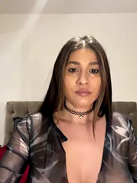 Snapshot of IrisBlues chatting on October 19, 2025, 4:43 pm IrisBlues online show from October 19, 2025, 4:43 pm