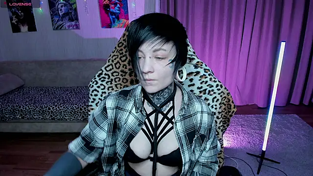 Snapshot of acid_trip1l chatting on March 19, 2025, 8:00 pm acid trip1l online show from March 19, 2025, 8:00 pm