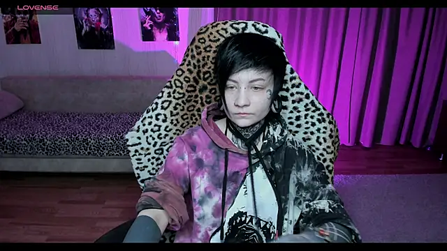Snapshot of acid_trip1l chatting on January 19, 2025, 6:53 pm acid trip1l online show from January 19, 2025, 6:53 pm
