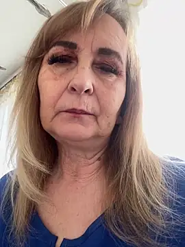 Snapshot of Irina2909@xh chatting on April 2, 2026, 11:39 am Irina2909xh online show from April 2, 2026, 11:39 am