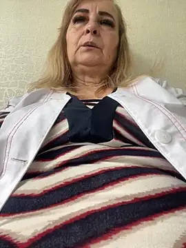 Snapshot of Irina2909@xh chatting on October 2, 2025, 11:46 am Irina2909xh online show from October 2, 2025, 11:46 am