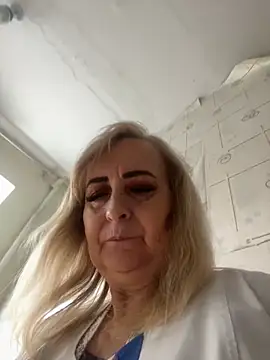 Snapshot of Irina2909@xh chatting on October 13, 2025, 10:50 am Irina2909xh online show from October 13, 2025, 10:50 am