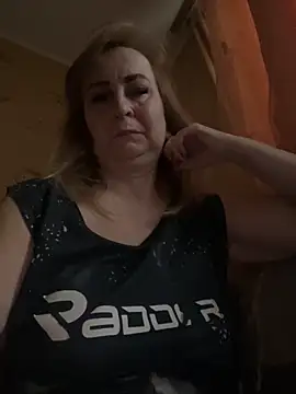 Snapshot of Irina2909@xh chatting on November 29, 2025, 6:13 am Irina2909xh online show from November 29, 2025, 6:13 am