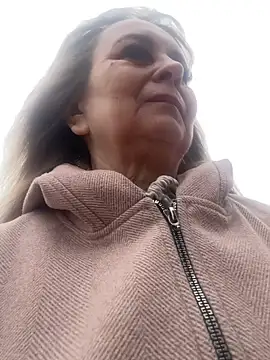 Snapshot of Irina2909@xh chatting on March 19, 2026, 1:44 pm Irina2909xh online show from March 19, 2026, 1:44 pm