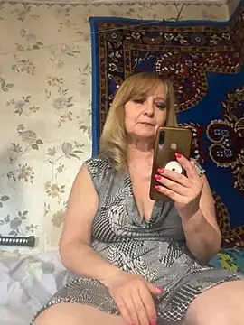 Irina2909xh online show from May 29, 2026, 4:57 pm