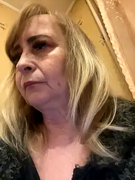 Snapshot of Irina2909@xh chatting on November 4, 2025, 11:08 pm Irina2909xh online show from November 4, 2025, 11:08 pm