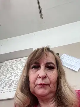 Snapshot of Irina2909@xh chatting on March 9, 2026, 10:19 am Irina2909xh online show from March 9, 2026, 10:19 am