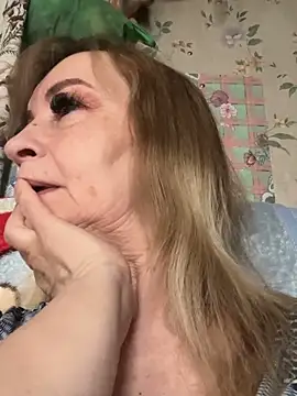 Snapshot of Irina2909@xh chatting on April 11, 2026, 7:16 am Irina2909xh online show from April 11, 2026, 7:16 am