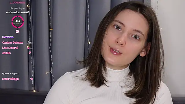 BeckyMartens online show from October 22, 2025, 12:43 am