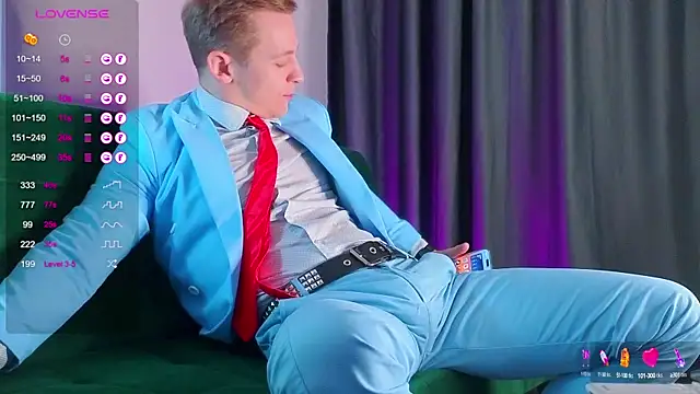 S3Xyes online show from March 6, 2025, 11:53 pm