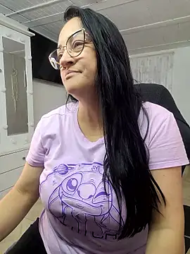 Ameliarizo online show from January 7, 2026, 12:15 am