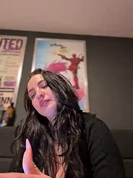 itsCassie online show from February 28, 2025, 9:55 pm