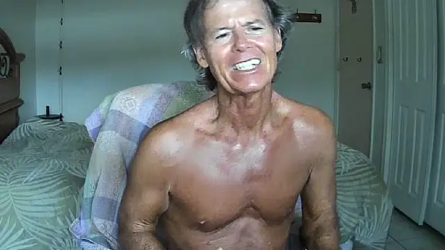nakeedcowboi65 online show from May 10, 2026, 11:06 pm