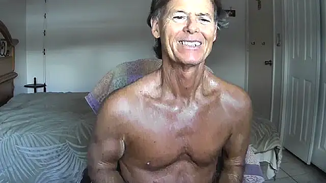 nakeedcowboi65 online show from May 5, 2026, 12:41 pm
