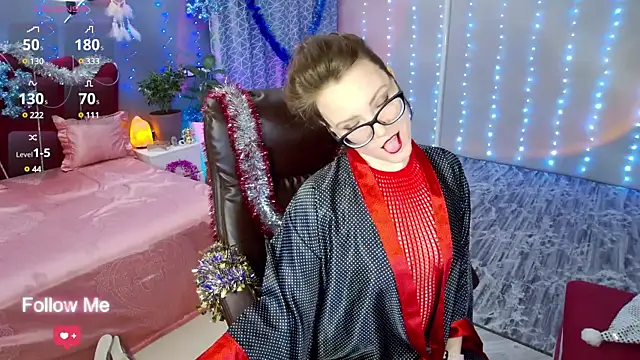 Snapshot of AngelaWhiti chatting on December 26, 2024, 3:31 pm AngelaWhiti online show from December 26, 2024, 3:31 pm