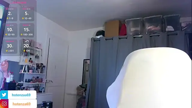 Hotenza69 online show from November 28, 2025, 3:23 pm