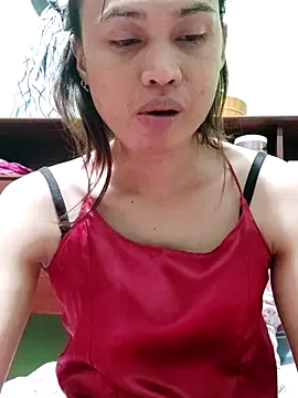 Snapshot of QueenSoreal chatting on February 8, 2026, 4:26 pm QueenSoreal online show from February 8, 2026, 4:26 pm