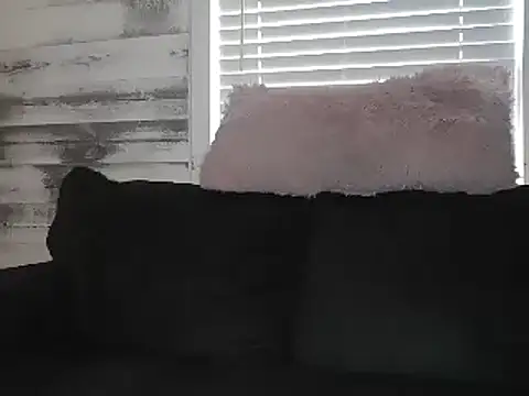 Snapshot of AshleyRain chatting on June 18, 2026, 2:44 pm AshleyRain online show from June 18, 2026, 2:44 pm
