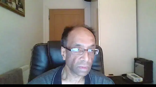 rauncher1 online show from February 3, 2026, 9:58 am