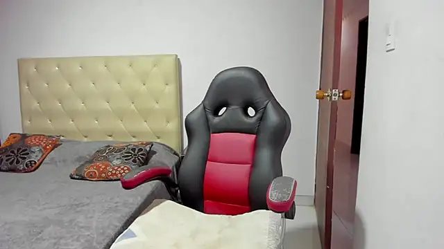 LUISSA  online show from September 25, 2025, 12:22 pm