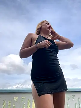 Brittanyrosexx online show from October 25, 2025, 1:45 pm