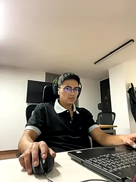 jean283829 online show from November 21, 2025, 9:03 pm