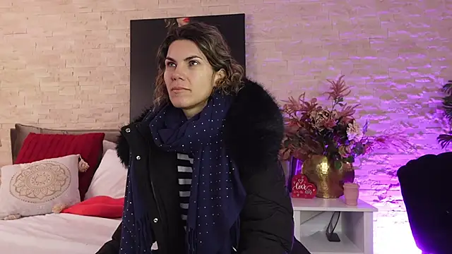 Snapshot of FeliciaKrige chatting on February 19, 2026, 8:28 pm FeliciaKrige online show from February 19, 2026, 8:28 pm