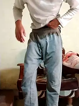 Snapshot of IndianHunkXX chatting on February 15, 2025, 5:51 am IndianHunkXX online show from February 15, 2025, 5:51 am