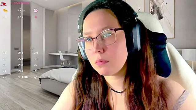 Victoria Romans online show from April 4, 2026, 11:39 am