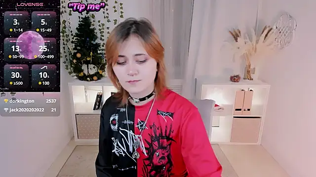 Alexa Lexi  online show from January 9, 2025, 1:56 pm