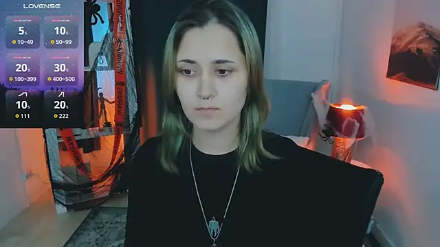 Snapshot of Alexa_Lexi_ chatting on October 26, 2025, 11:10 am Alexa Lexi online show from October 26, 2025, 11:10 am