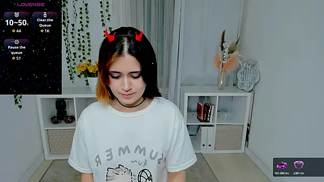 Alexa Lexi  online show from June 19, 2026, 11:05 am