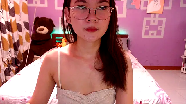 Snapshot of Sweety_Aria chatting on October 9, 2025, 7:42 am Sweety Aria online show from October 9, 2025, 7:42 am