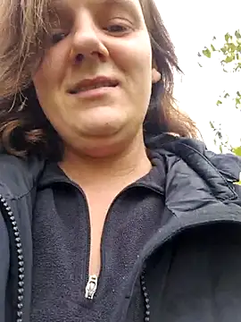 Snapshot of Cutegirlforyou chatting on October 13, 2025, 10:39 am Cutegirlforyou online show from October 13, 2025, 10:39 am