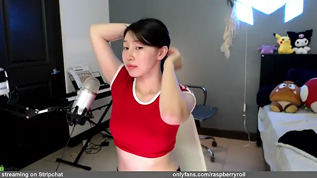 minarocket  online show from June 14, 2026, 5:58 pm