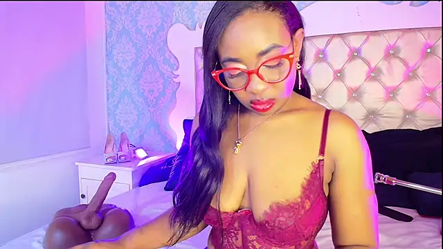 CaseyMoon online show from May 11, 2026, 12:50 pm