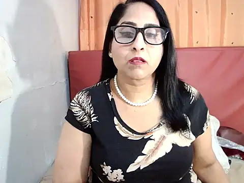 Snapshot of Indiankushy chatting on February 26, 2025, 9:09 pm Indiankushy online show from February 26, 2025, 9:09 pm